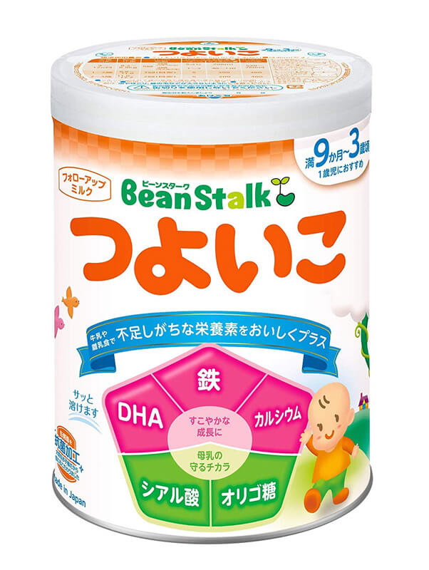 A mixture of Bean Stalk Sukoyaka Snow Tsuyoiko Milk Powder 9 month 800 grams powdered