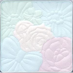 CANMAKE Glow Fleur Highlighter is 6.3 g, the tone 01 CANMAKE Glow Fleur Highlighter is 6.3 g, the tone 01