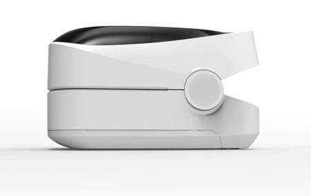 BAI 2020 OLED pulse oximeter on the finger