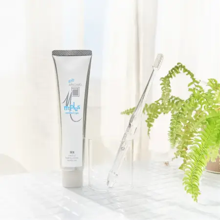 картинка APAGARD M Plus Standard type — treatment-and-prophylactic toothpaste магазин одежды и аксессуаров являющийся официальным дистрибьютором в России  APAGARD M Plus Standard type — treatment-and-prophylactic toothpaste