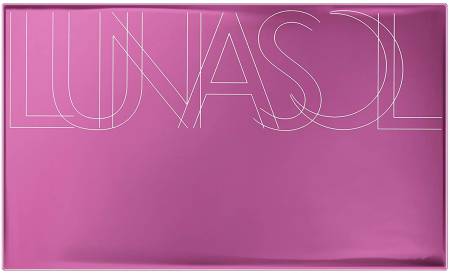 картинка KANEBO LUNASOL Holiday Favorite 2020 Makeup Palette 14g магазин одежды и аксессуаров являющийся официальным дистрибьютором в России  KANEBO LUNASOL Holiday Favorite 2020 Makeup Palette 14g