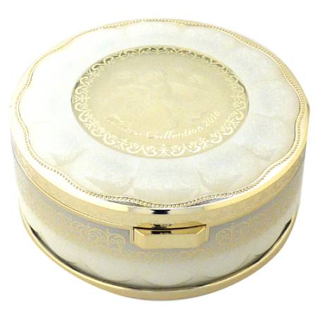 картинка Kanebo Milano Collection Face Powder 2016 with SPF14 • PA ++, 24гр магазин одежды и аксессуаров являющийся официальным дистрибьютором в России  Kanebo Milano Collection Face Powder 2016 with SPF14 • PA ++, 24гр