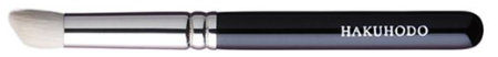 картинка Hakuhodo J122 Eye Shadow Brush Round & Angled магазин одежды и аксессуаров являющийся официальным дистрибьютором в России  Hakuhodo J122 Eye Shadow Brush Round & Angled