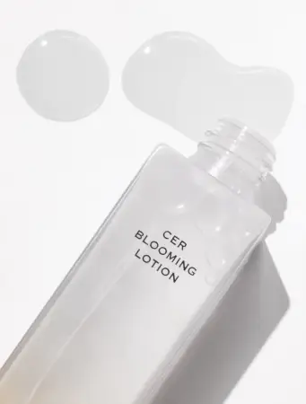 SINCERECOSME Cer Blooming Lotion Botanical moisturizing lotion for clear and radiant skin, 150 ml