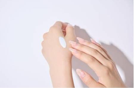 DR PLANT Waterproof Moist Sunscreen Lotion SPF50+/PA++++Moisturizing sunscreen lotion with UV indicator cap, 50 g