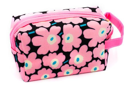 картинка Cosmetic bag 36Best Kawai магазин одежды и аксессуаров являющийся официальным дистрибьютором в России  Cosmetic bag 36Best Kawai