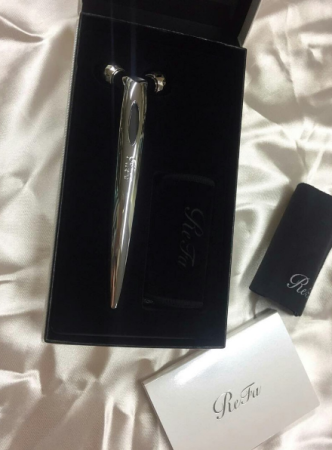 картинка MTG ReFa S Carat massager lifting for problem areas. Model RF-SC1855B магазин одежды и аксессуаров являющийся официальным дистрибьютором в России  MTG ReFa S Carat massager lifting for problem areas. Model RF-SC1855B