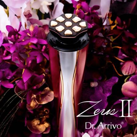ARTISTIC&CO Arrivo Zeus II Set: ultra-modern powerful beauty machine and skin firming. Color: Athena Roseserum. 