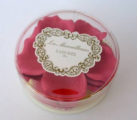 картинка Les Merveilleuses de Laduree Face Color Rose Laduree Blush магазин одежды и аксессуаров являющийся официальным дистрибьютором в России  Les Merveilleuses de Laduree Face Color Rose Laduree Blush