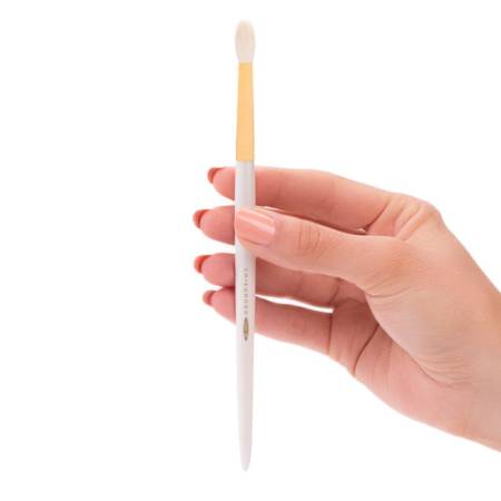 картинка CHIKUHODO GSN Series GSN-10 Eye Shadow eyeshadow Brush магазин одежды и аксессуаров являющийся официальным дистрибьютором в России  CHIKUHODO GSN Series GSN-10 Eye Shadow eyeshadow Brush
