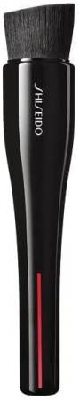 картинка Shiseido Perfect Foundation Brush Professional brush for applying Foundation магазин одежды и аксессуаров являющийся официальным дистрибьютором в России  Shiseido Perfect Foundation Brush Professional brush for applying Foundation