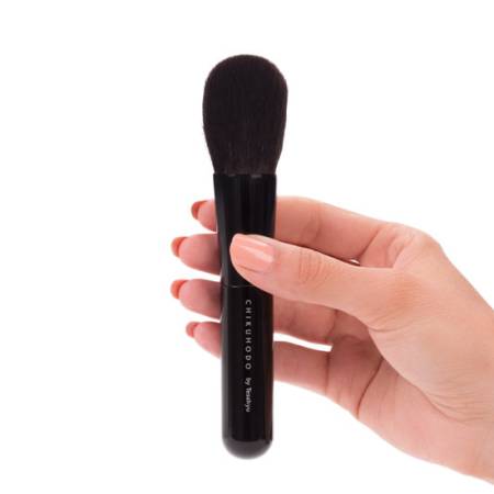 картинка CHIKUHODO Z Series Z-9 Powder Brush for face магазин одежды и аксессуаров являющийся официальным дистрибьютором в России  CHIKUHODO Z Series Z-9 Powder Brush for face