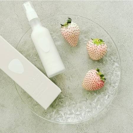 WHITE ICHIGO Organic Tech Cream Moisturizing Gel-Face Cream, 60 g