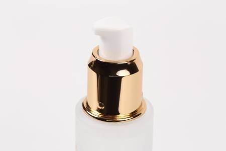 Japanese Skincare - Buy Crystal 121 EGF Anti-aging formulated with oligopeptides, 60 ml Online from Japan | 36Best Kawai Crystal 121 EGF Anti-aging formulated with oligopeptides, 60 ml