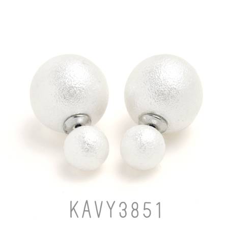 MAGGIO Cotton Pearl Earrings Earrings