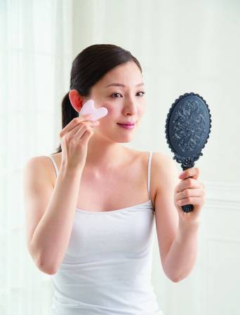 картинка Kojitto Cassa Lift Plate Lifting plate for the face магазин одежды и аксессуаров являющийся официальным дистрибьютором в России  Kojitto Cassa Lift Plate Lifting plate for the face