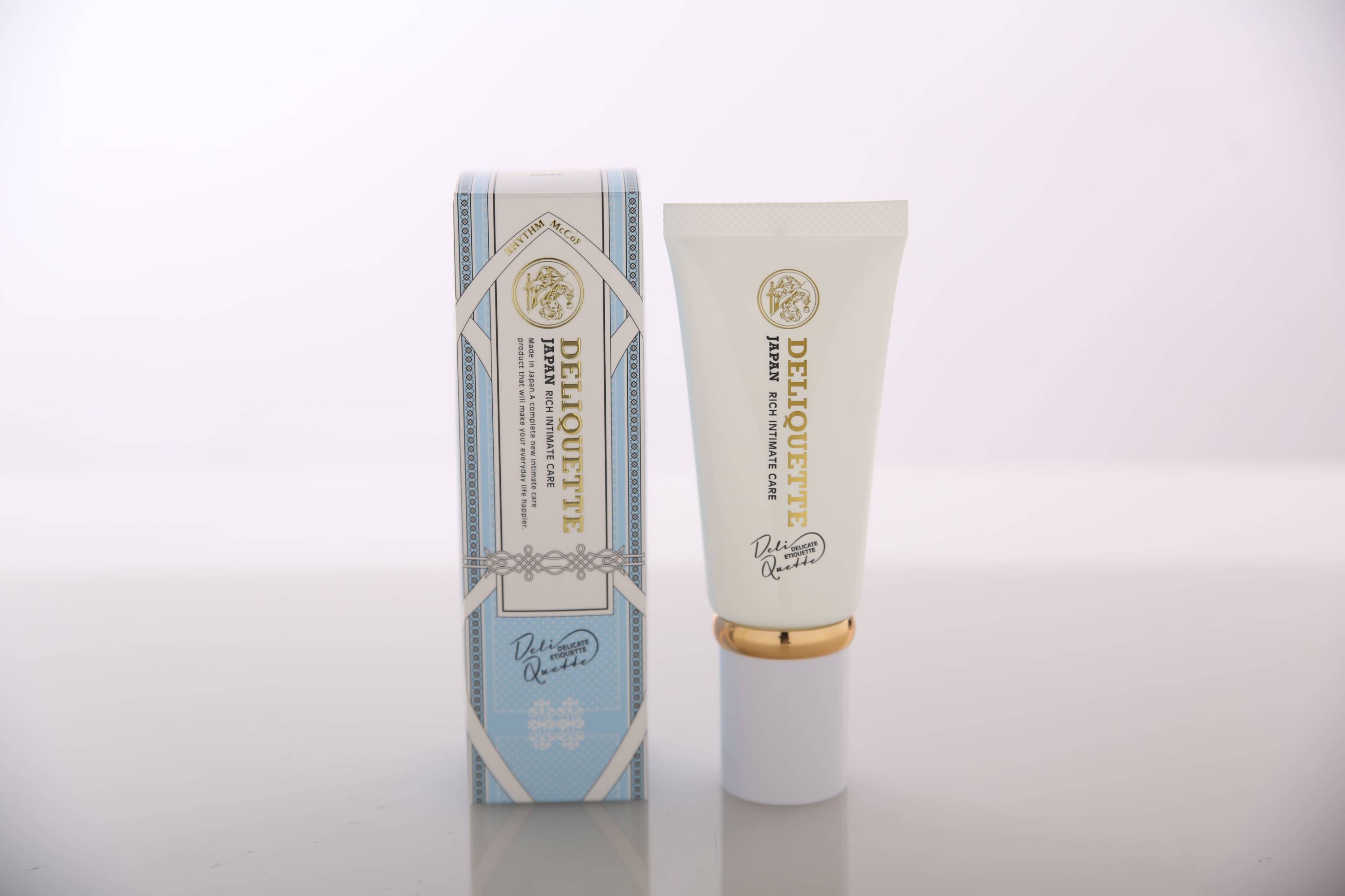 McCoy Deliquette Gel for cleansing and brightening the skin of the intimate area, 50 g