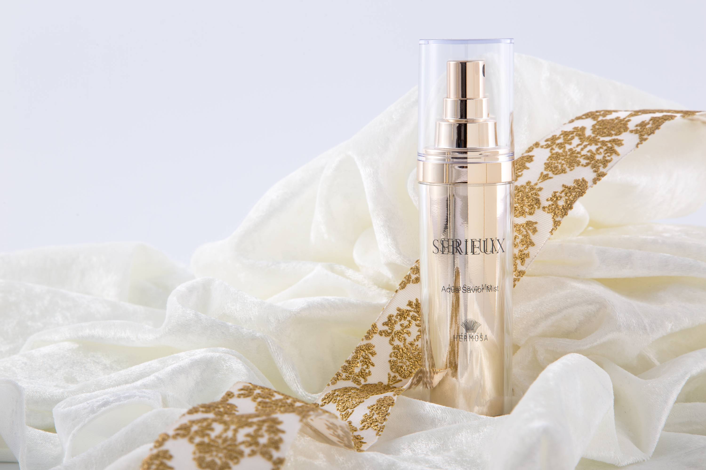 Купить HERMOSA SERIEUX Aqua Savior Mist Мист 3 в 1 для восстановления кожи, 45 мл на 36best.com — фото HERMOSA SERIEUX Aqua Savior Mist Мист 3 в 1 для восстановления кожи, 45 мл - фото