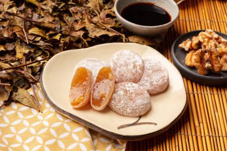 SEIKI Traditional Japanese mochi with different flavors, 130 g