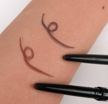 картинка Jill Stuart Stay True Gel Eye Liner  магазин одежды и аксессуаров являющийся официальным дистрибьютором в России  Jill Stuart Stay True Gel Eye Liner