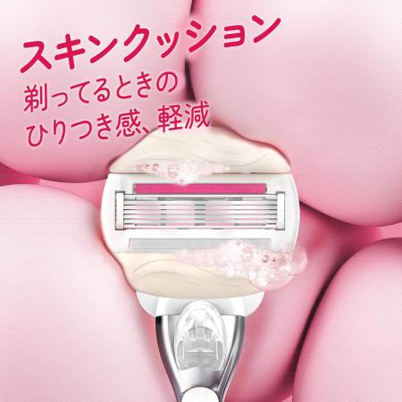 Gillette Venus Comfortglide Strawberry Shaving machine for women with strawberry soap