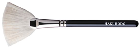 картинка Hakuhodo J4004 Fan Brush магазин одежды и аксессуаров являющийся официальным дистрибьютором в России  Hakuhodo J4004 Fan Brush