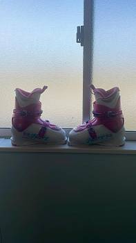 Лыжные ботинки розовые - фото