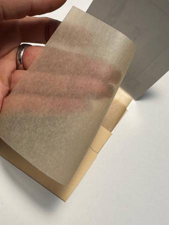 картинка Maiko Make Up Matting wipes, 50 sheets магазин одежды и аксессуаров являющийся официальным дистрибьютором в России  Maiko Make Up Matting wipes, 50 sheets