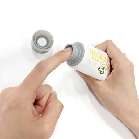 YUSKIN Hana Cherry Blossom Hand Cream, 50 g