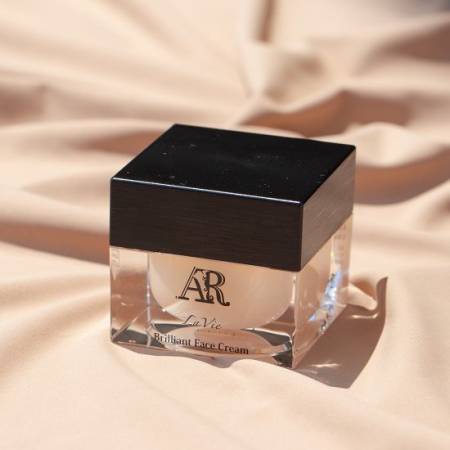 AR LaVie Brilliant Face Cream, 30 g