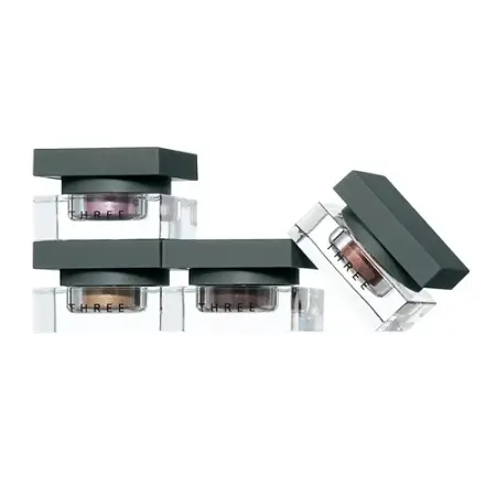 THREE Shimmering Color Veil eye shadow