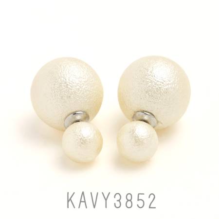 MAGGIO Cotton Pearl Earrings Earrings