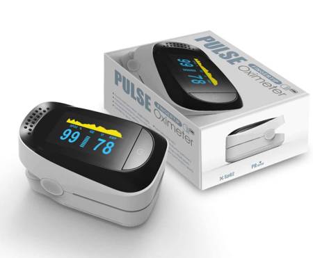 BAI 2020 OLED pulse oximeter on the finger